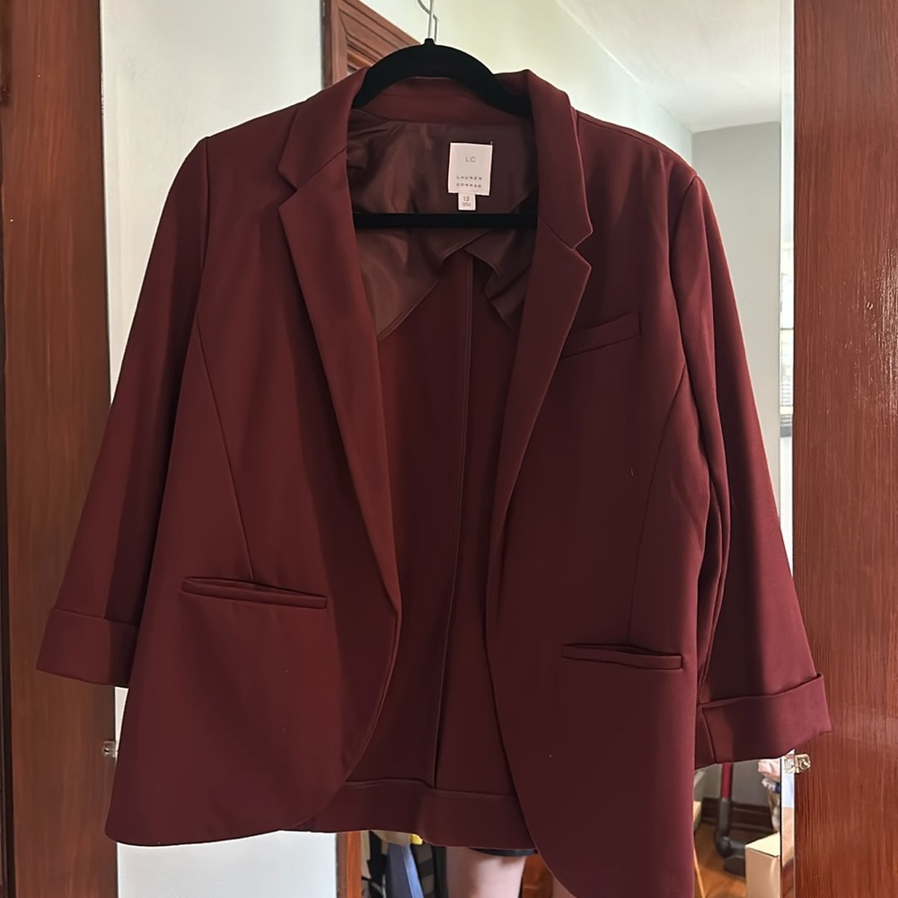 Beautiful burgundy Blazer